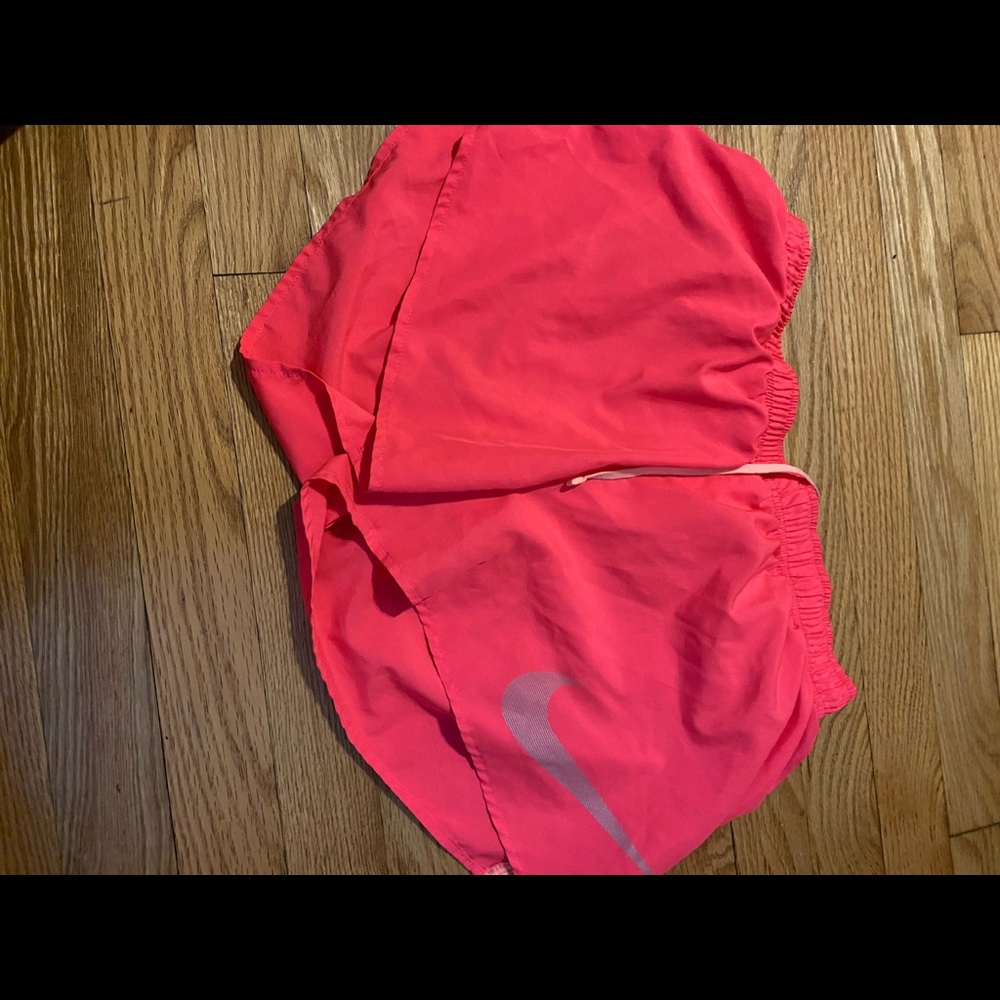 2 pairs of Nike shorts